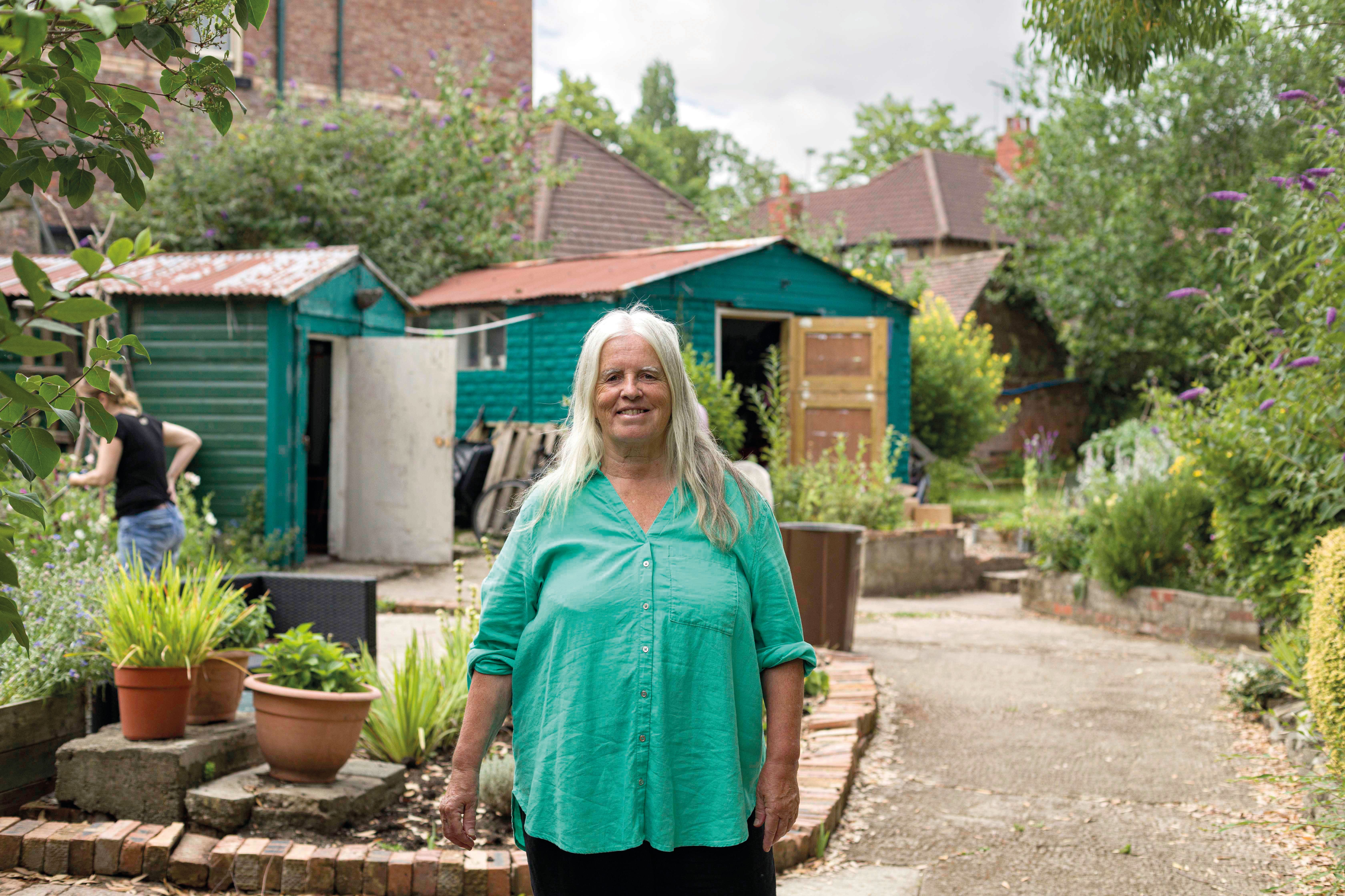 The Taste of Summer - Left Bank Issue Two - Cathy at Callister Gardens - 08.jpg